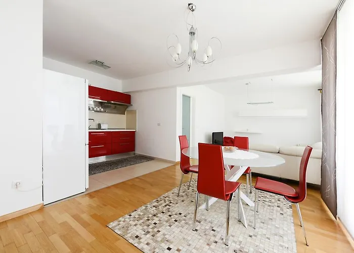 Apartment M&d *