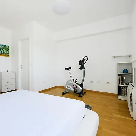 Apartment M&d *